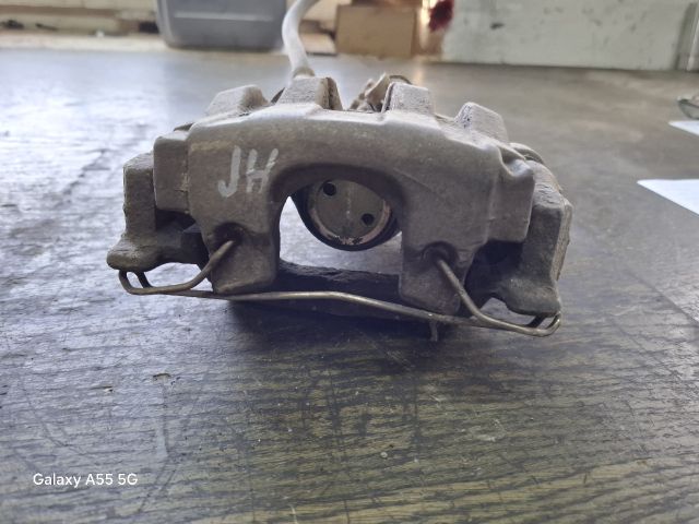 bontott OPEL VECTRA C Jobb hátsó Féknyereg Munkahengerrel