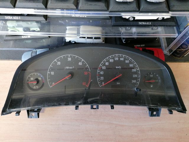 bontott OPEL VECTRA C Kilométeróra