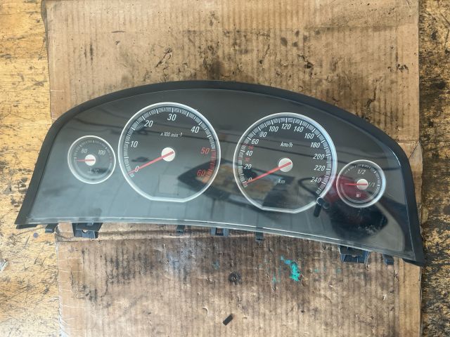 bontott OPEL VECTRA C Kilométeróra