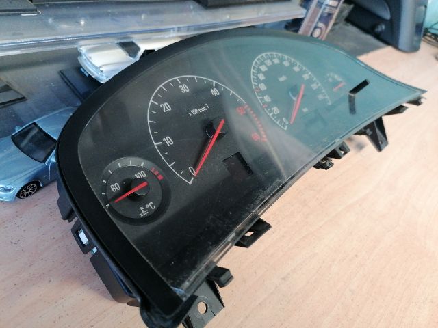 bontott OPEL VECTRA C Kilométeróra