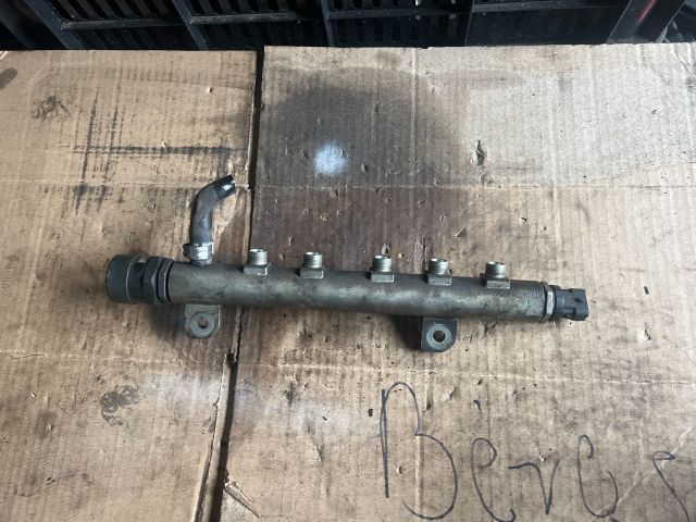 bontott OPEL VECTRA C Közösnyomócső