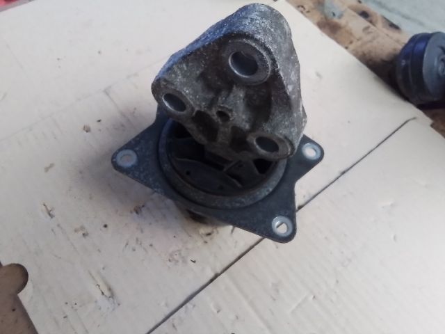 bontott OPEL VECTRA C Motor Tartó Bak (Fém)