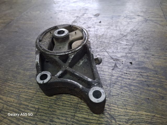 bontott OPEL VECTRA C Motor Tartó Bak (Fém)