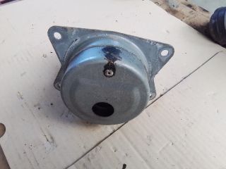 bontott OPEL VECTRA C Motor Tartó Bak (Fém)