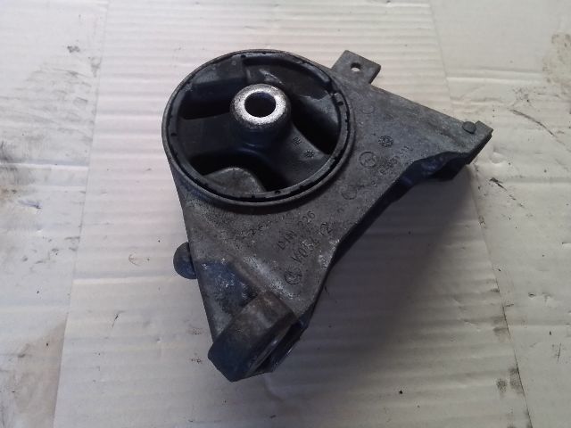 bontott OPEL VECTRA C Motor Tartó Bak (Fém)