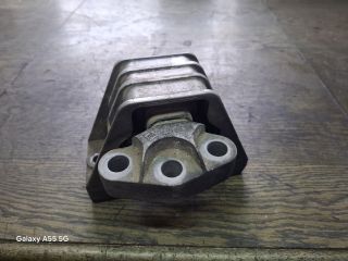 bontott OPEL VECTRA C Motor Tartó Bak (Fém)