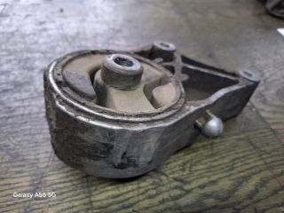 bontott OPEL VECTRA C Motor Tartó Bak (Fém)