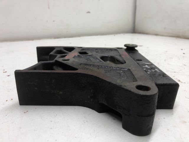 bontott OPEL VECTRA C Motor Tartó Bak (Fém)