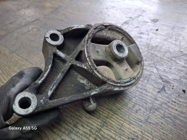 bontott OPEL VECTRA C Motor Tartó Bak (Fém)
