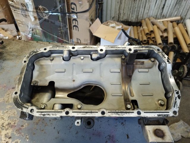 bontott OPEL VECTRA C Olajteknő