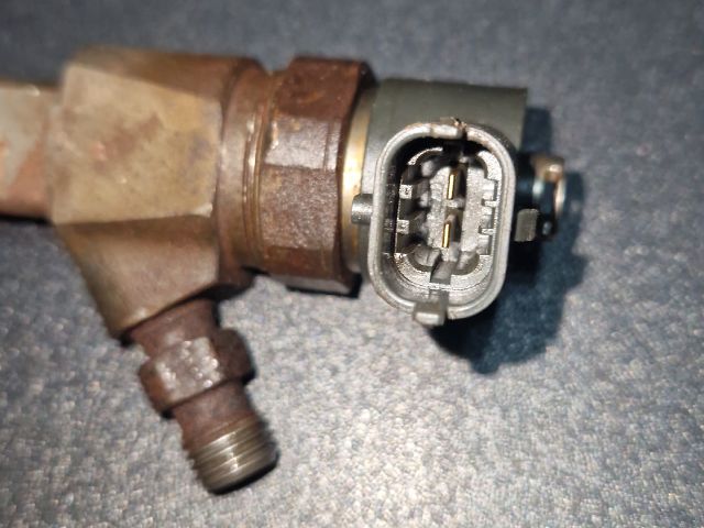 bontott OPEL VECTRA C Porlasztó (1 db)