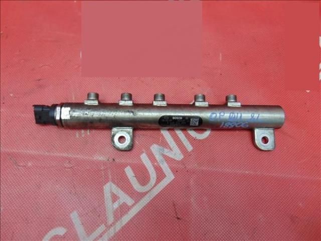 bontott OPEL VECTRA C Porlasztó Sor / Híd