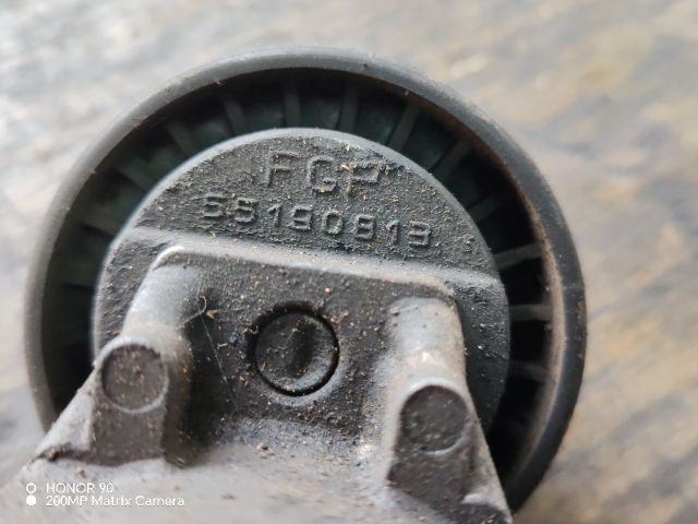 bontott OPEL VECTRA C Szíjfeszítő Görgő