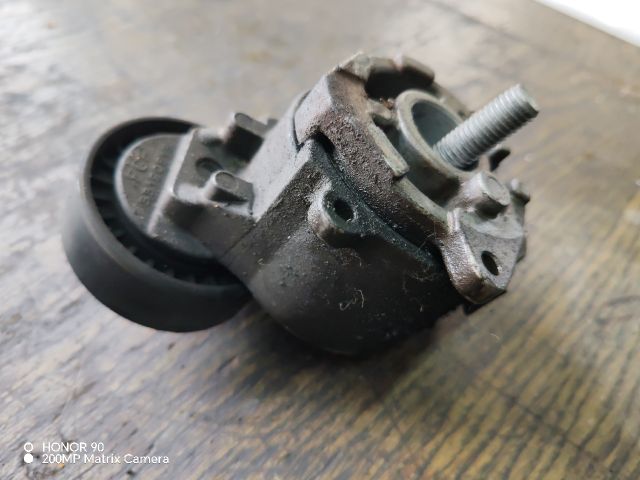 bontott OPEL VECTRA C Szíjfeszítő Görgő