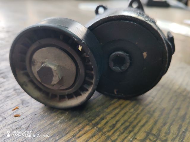 bontott OPEL VECTRA C Szíjfeszítő Görgő