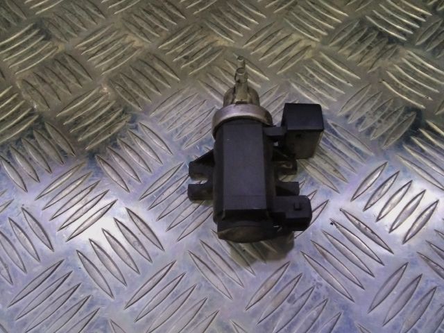 bontott OPEL VECTRA C Turbó Vákum Szelep