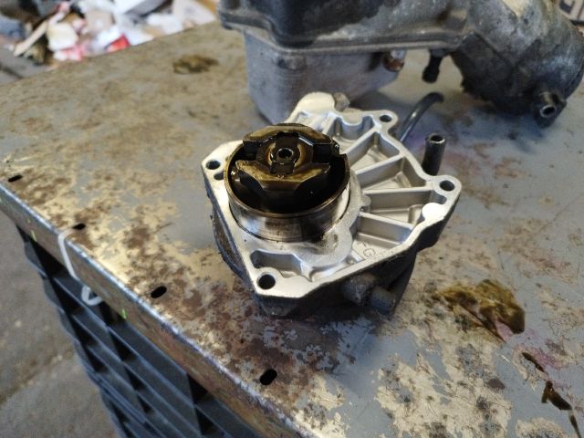 bontott OPEL VECTRA C Vákumpumpa