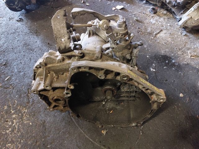 bontott OPEL VECTRA C Váltó (Mechanikus)