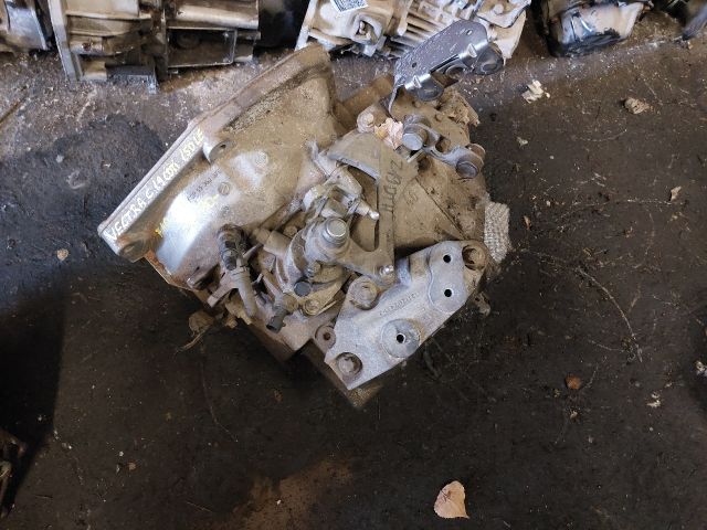 bontott OPEL VECTRA C Váltó (Mechanikus)