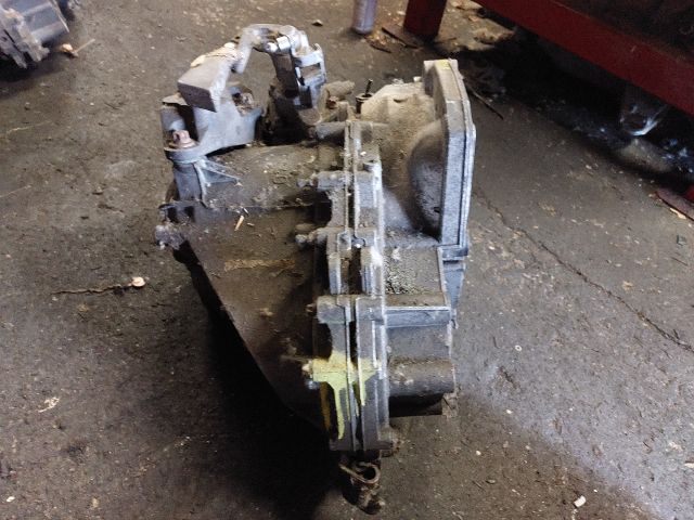 bontott OPEL VECTRA C Váltó (Mechanikus)