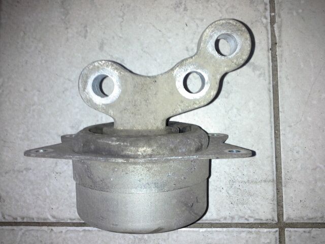 bontott OPEL VECTRA C Váltó Tartó Bak (Pozíciófüggetlen)