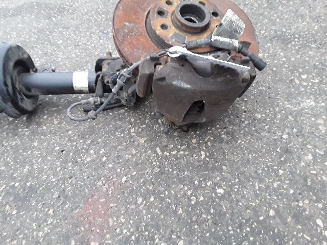 bontott OPEL VECTRA C Bal első Féknyereg Munkahengerrel