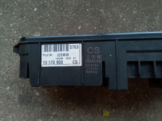 bontott OPEL VECTRA C Biztosítéktábla Motortér