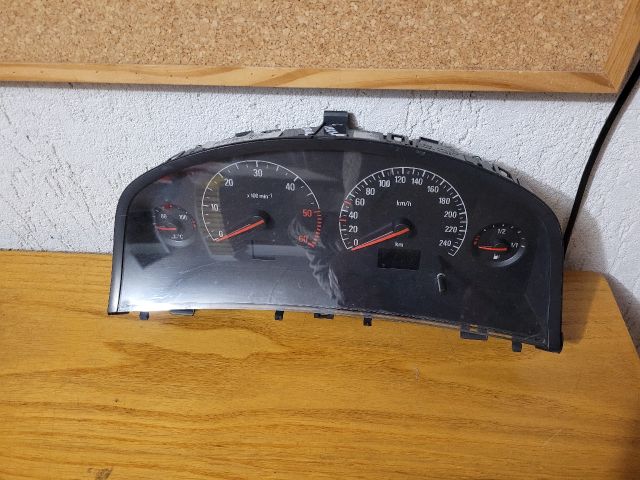 bontott OPEL VECTRA C Kilométeróra