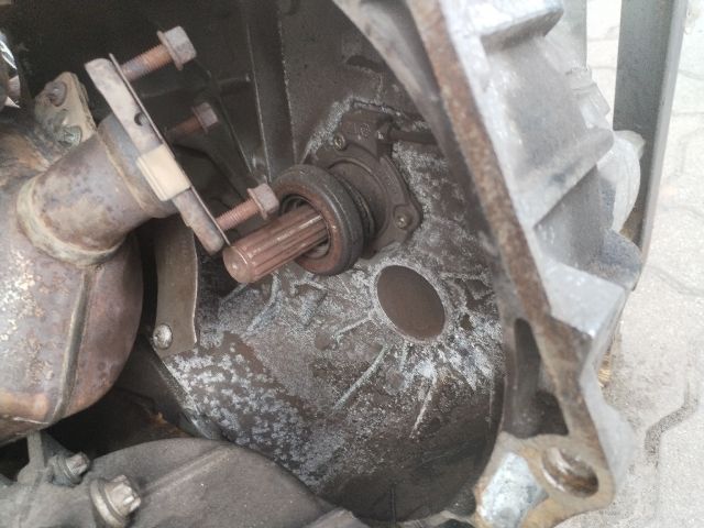 bontott OPEL VECTRA C Váltó (Mechanikus)