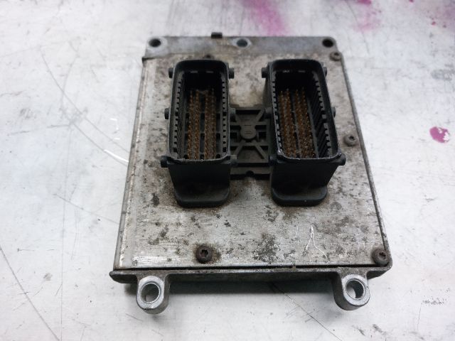 bontott OPEL VECTRA C Motorvezérlő