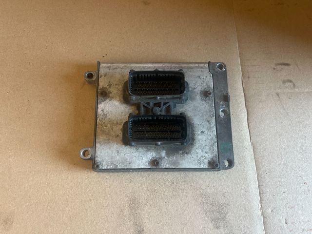 bontott OPEL VECTRA C Motorvezérlő