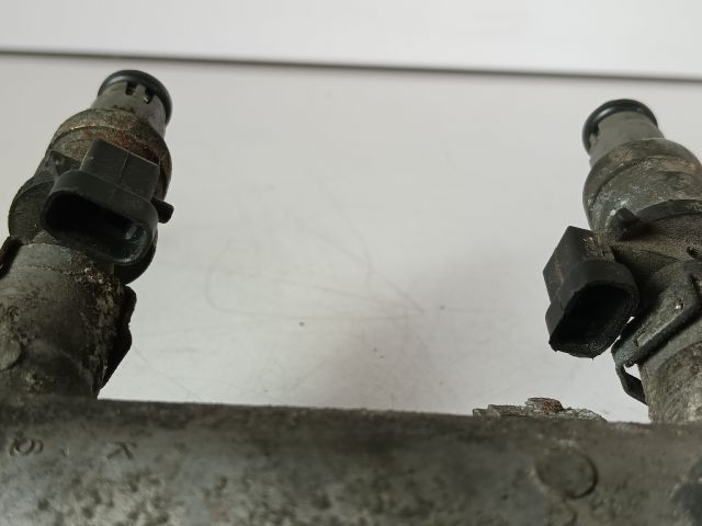 bontott OPEL VECTRA C Porlasztó Sor / Híd