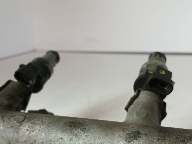 bontott OPEL VECTRA C Porlasztó Sor / Híd