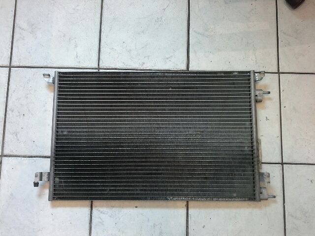 bontott OPEL VECTRA C Klímahűtő Radiátor