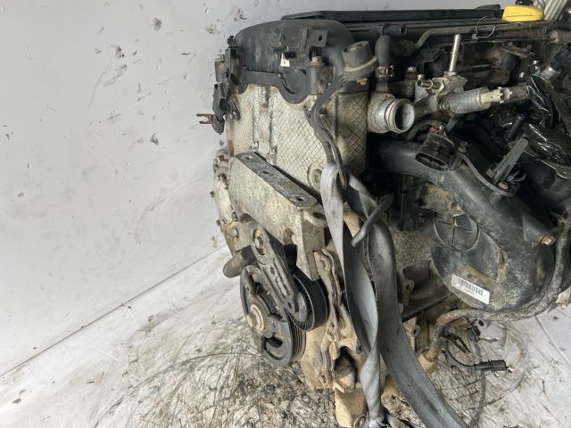 bontott OPEL VECTRA C Motor (Fűzött blokk hengerfejjel)