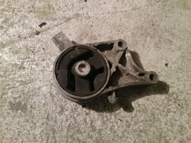 bontott OPEL VECTRA C Motor Tartó Bak (Fém)