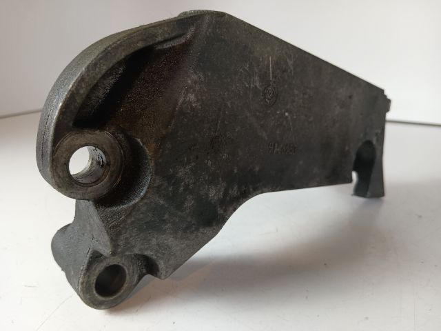 bontott OPEL VECTRA C Motor Tartó Bak (Fém)