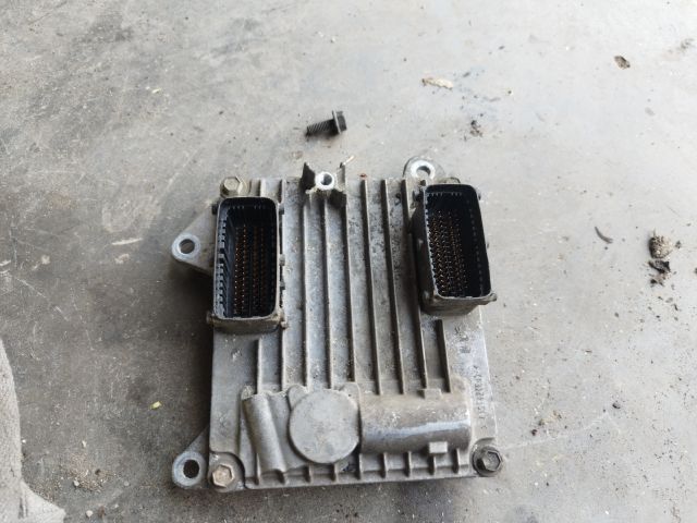bontott OPEL VECTRA C Motorvezérlő