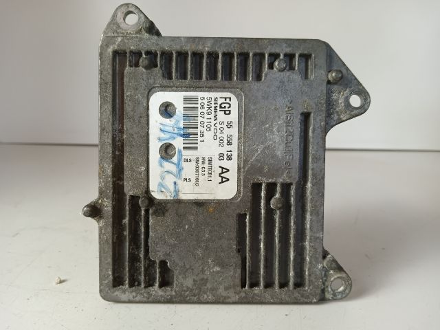 bontott OPEL VECTRA C Motorvezérlő