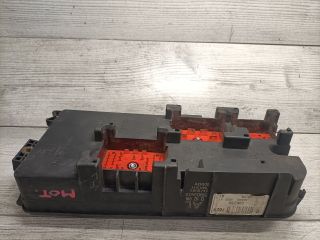 bontott OPEL VECTRA C Biztosítéktábla Motortér