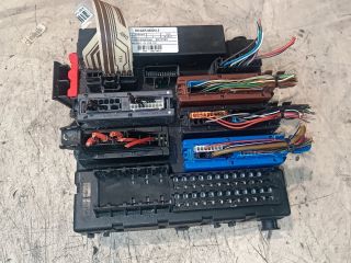 bontott OPEL VECTRA C Biztosítéktábla Motortér