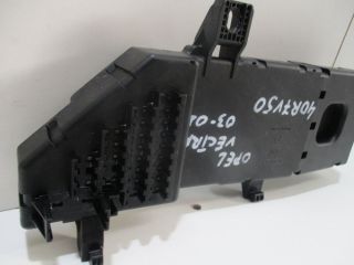 bontott OPEL VECTRA C Biztosítéktábla Motortér