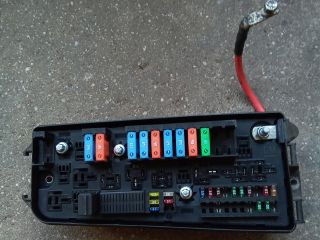 bontott OPEL VECTRA C Biztosítéktábla Motortér