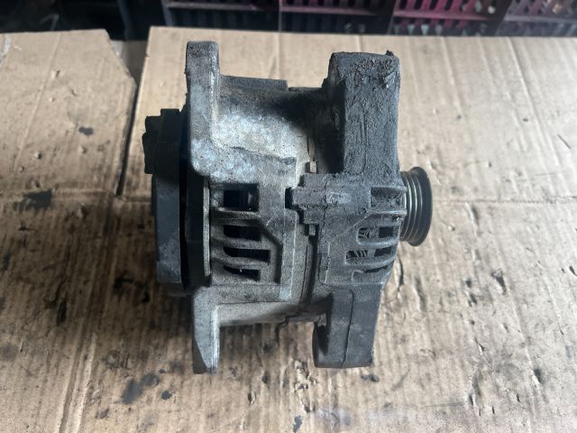 bontott OPEL VECTRA C Generátor