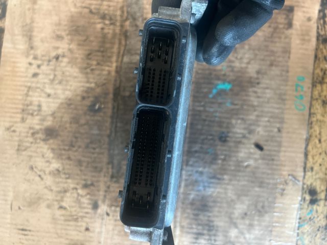 bontott OPEL VECTRA C Motorvezérlő