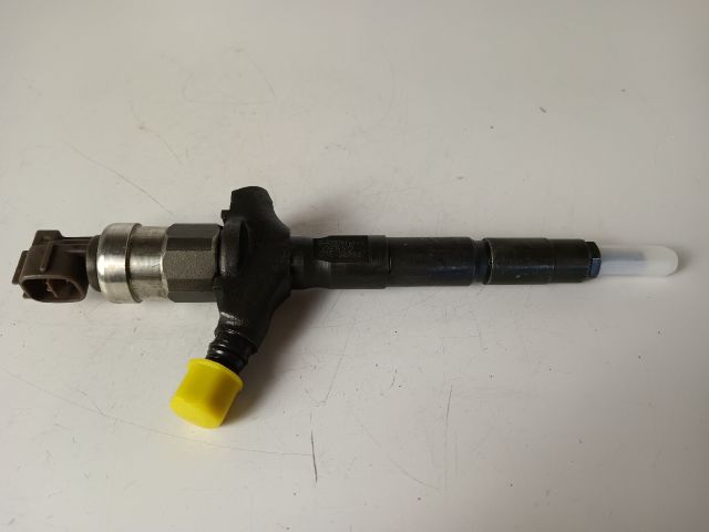 bontott OPEL VECTRA C Porlasztó (1 db)