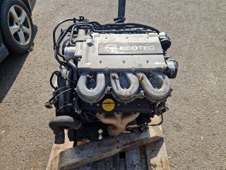 bontott OPEL VECTRA C Motor (Fűzött blokk hengerfejjel)