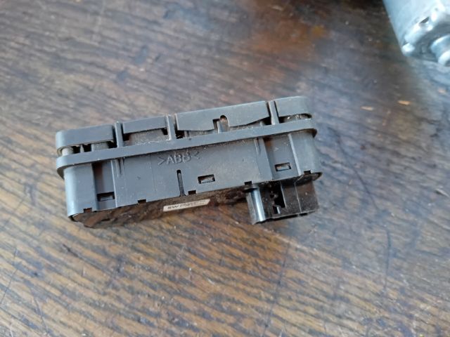 bontott OPEL VECTRA C Ablakemelő és Tükör Kapcsoló