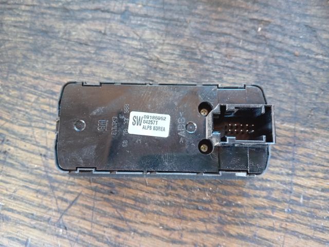 bontott OPEL VECTRA C Ablakemelő és Tükör Kapcsoló