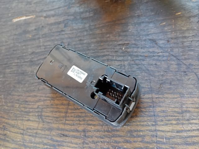 bontott OPEL VECTRA C Ablakemelő és Tükör Kapcsoló